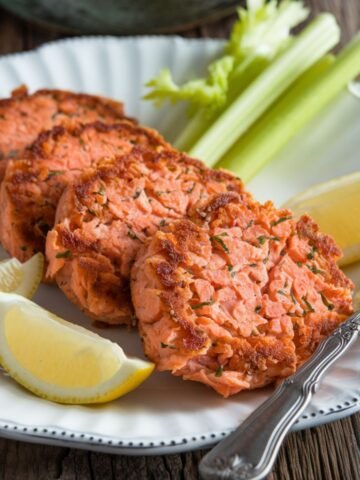 Old Fashioned Salmon Patties Recipe