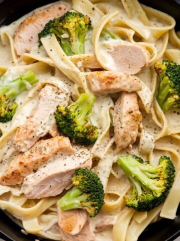 Easy Chicken Broccoli Alfredo Recipe